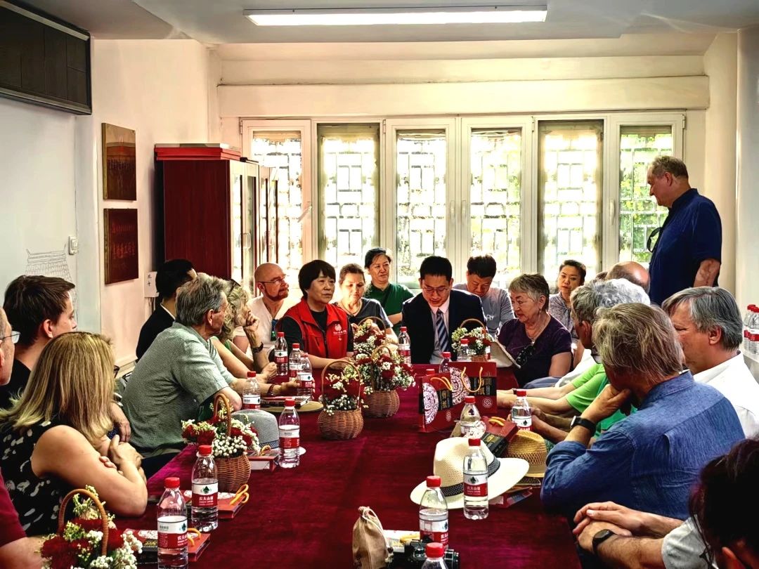 中德民眾一起慶祝母親節